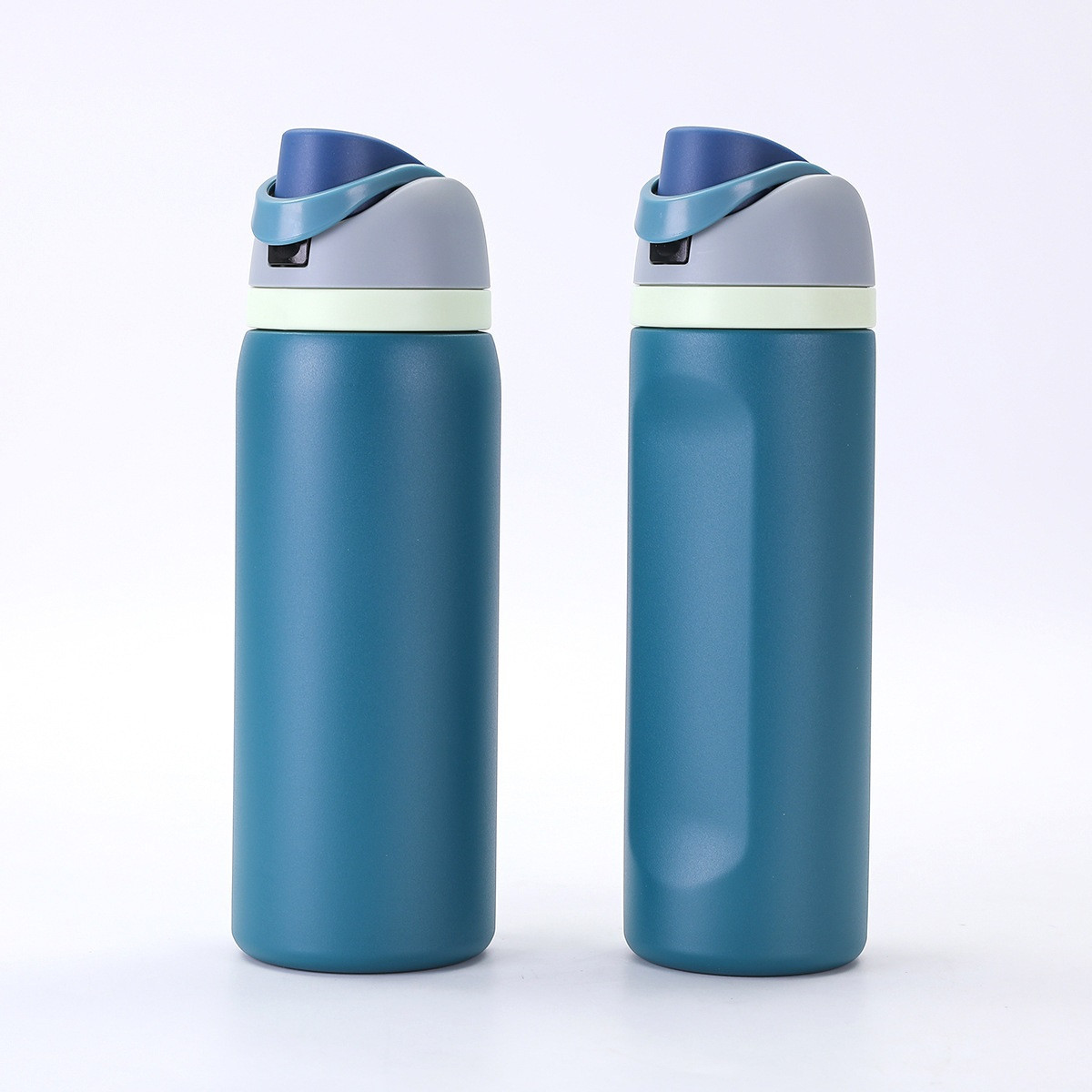 19oz Tumbler Stainless Steel sport Bottle peacock blue